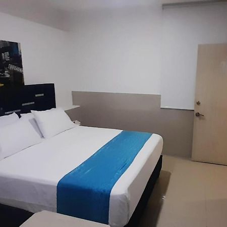 Hotel Granada Loft Cali Bagian luar foto