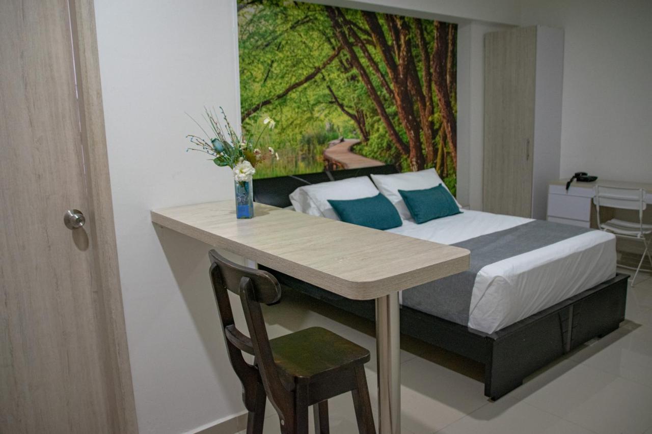 Hotel Granada Loft Cali Bagian luar foto