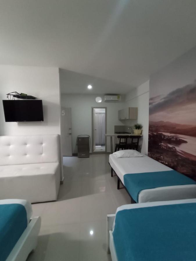 Hotel Granada Loft Cali Bagian luar foto