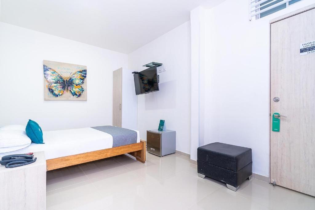 Hotel Granada Loft Cali Bagian luar foto