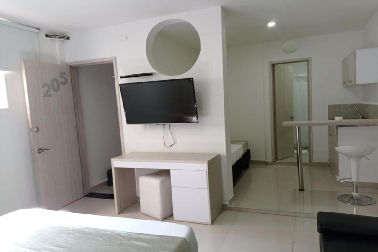 Hotel Granada Loft Cali Bagian luar foto