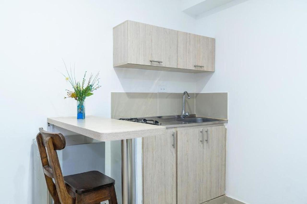 Hotel Granada Loft Cali Bagian luar foto
