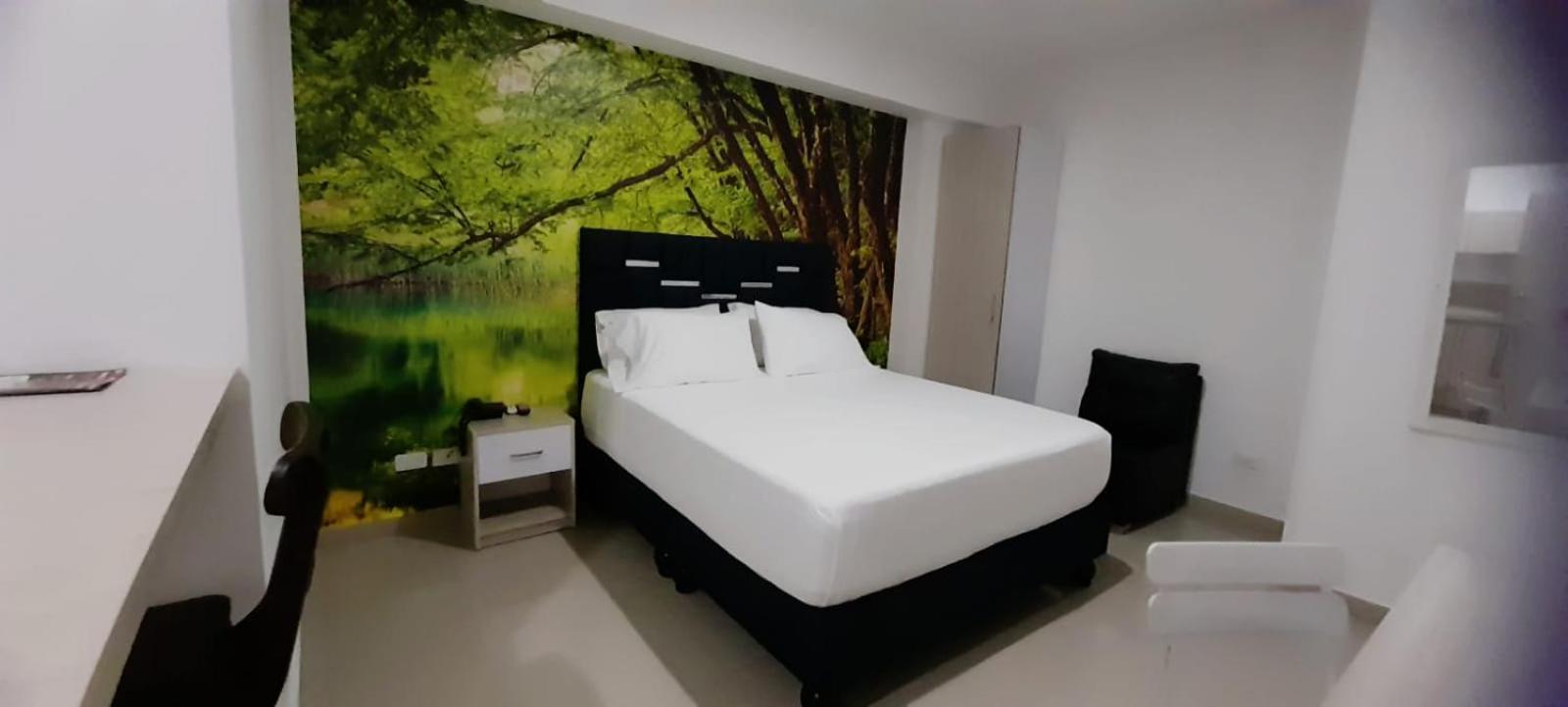 Hotel Granada Loft Cali Bagian luar foto